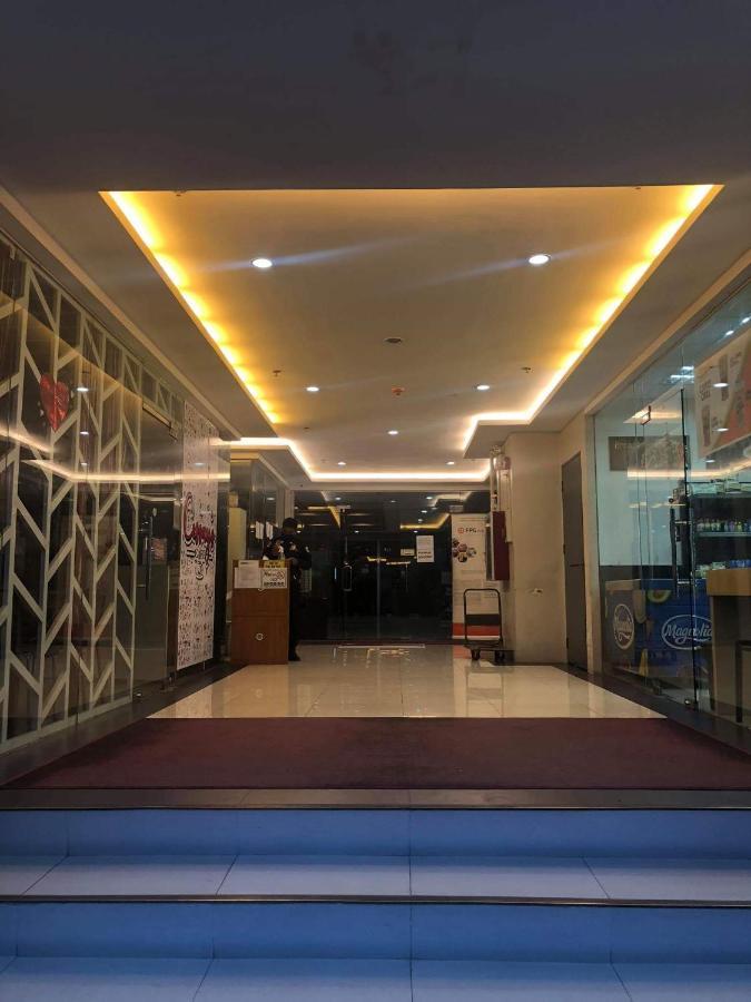 Explorer Suite 1004 Bacolod Bagian luar foto